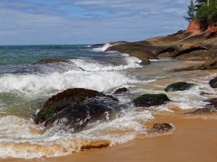 A Praia Da Areia Preta Realmente Cura Dores Saiba Mais