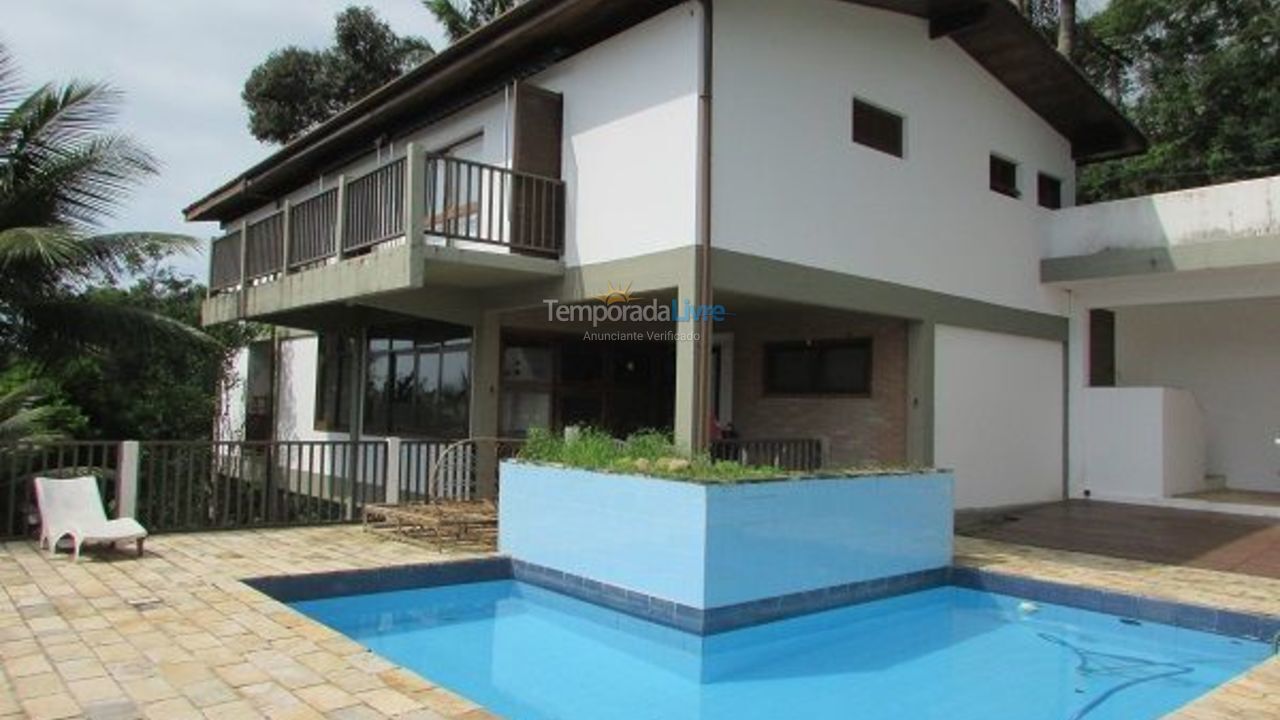 Casa Para Alugar Em Ubatuba Para Temporada Praia Do Ten Rio Sobrado C Piscina Na Praia Do