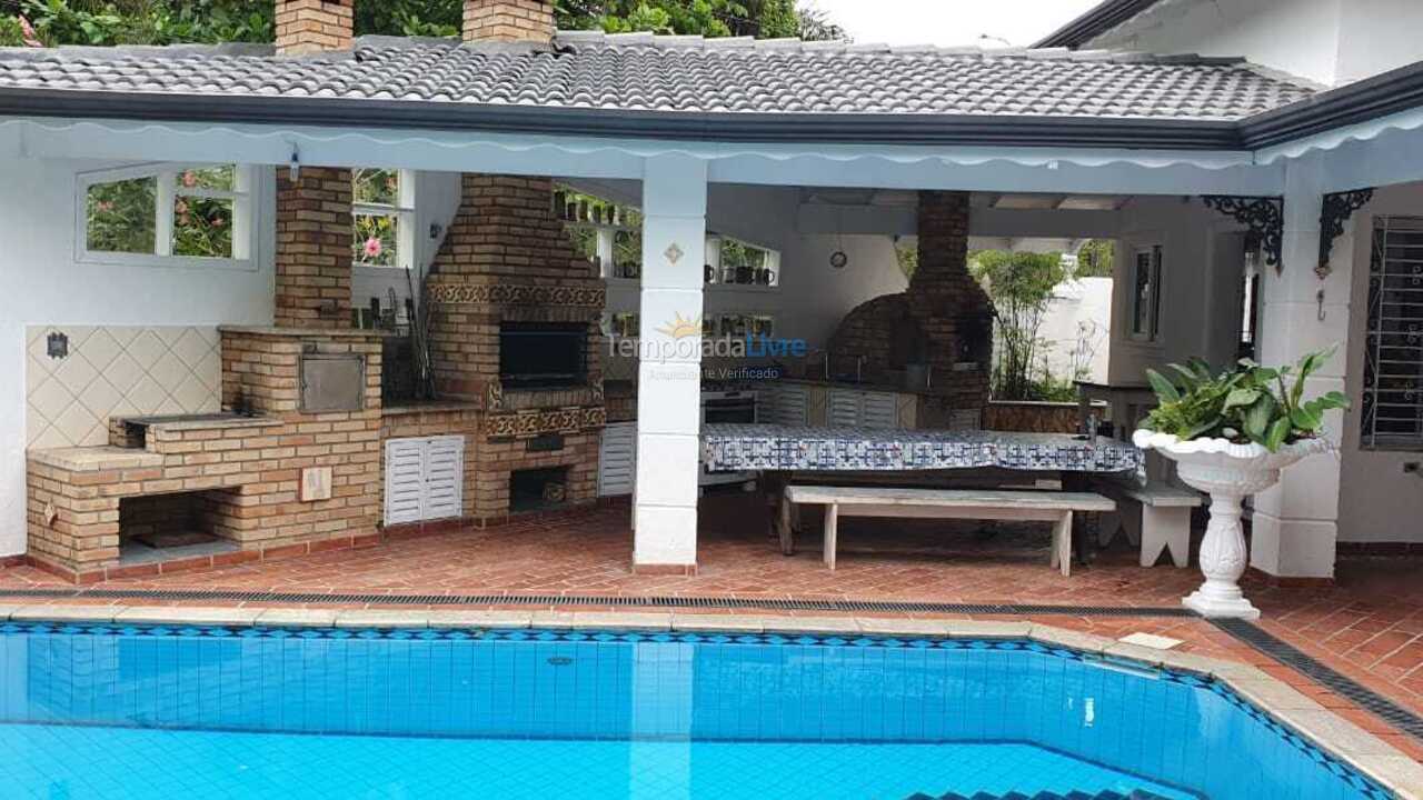 🏠 Casa para alugar em Bertioga para temporada  Praia de Guaratuba