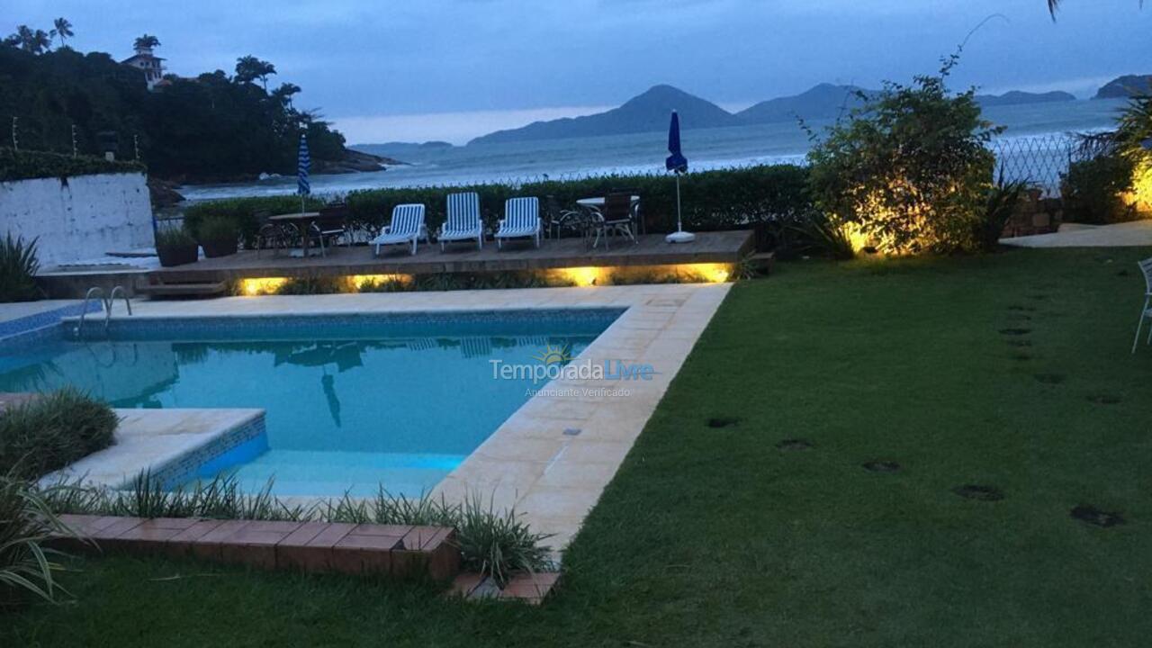 Casa Para Alugar Em Ubatuba Para Temporada Praia Do Ten Rio Alto Padr O P Na Areia Deck